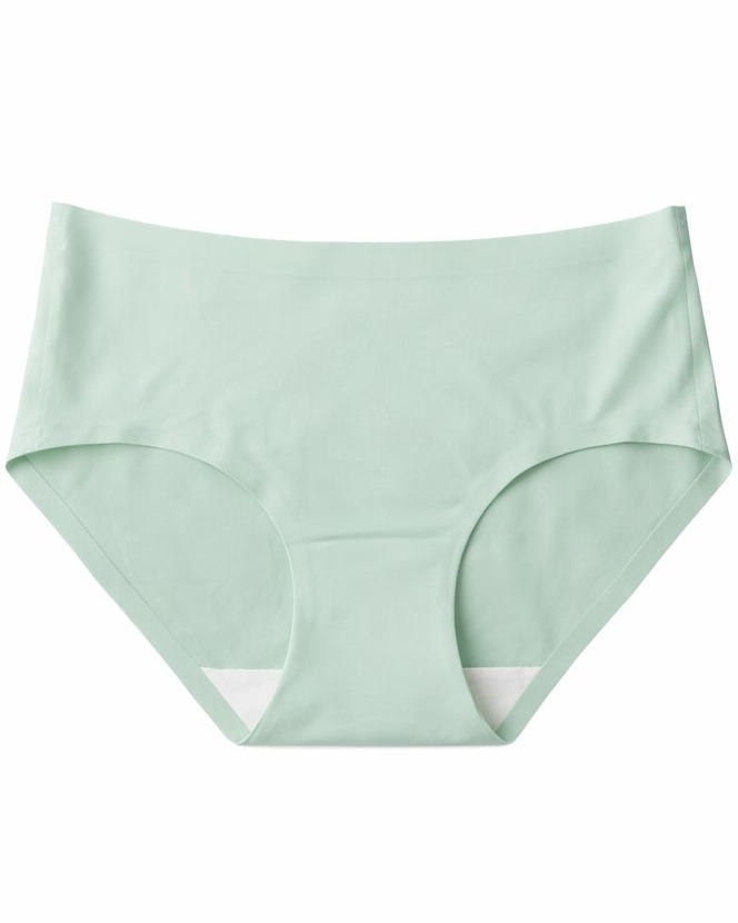 Soft Seamless Rise Underwear