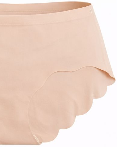 Seamless Scalloped Underwear